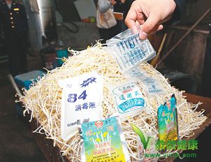 突击豆芽“黑作坊” 直击“毒豆芽”黑幕