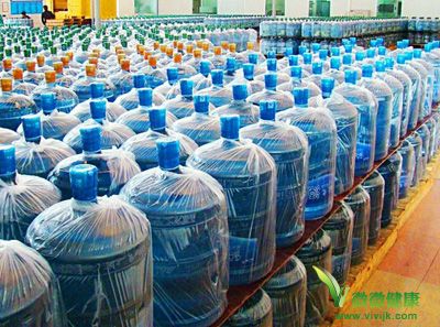 广州19个品牌桶装水被列问题大户 微生物指标超标严重