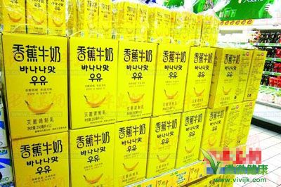 34吨韩国香蕉牛奶大量“固体结块” 严重时可导致腹泻
