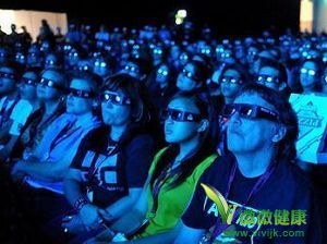 电影院3D眼镜消毒多不过关 易传染眼部疾病