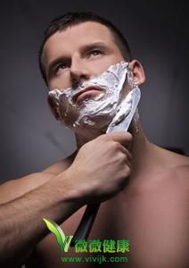 不常刮胡子的男性患病率高