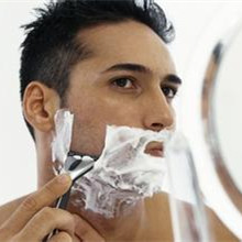 注意：男人刮胡子也要看时辰