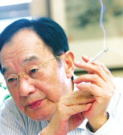 著名作家张贤亮去世：3月已患癌症