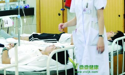 广西某大学新生食物中毒 详解防中毒妙招