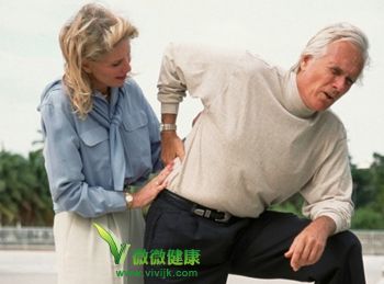 按摩身体六大部位可止痛：腰酸背痛搓后腰