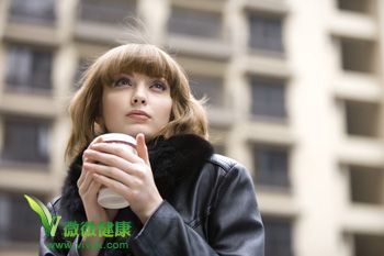 更年期女性应少喝咖啡 或会加重盗汗潮热症状