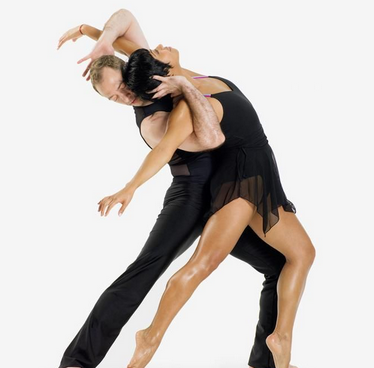 舞蹈减肥   拉丁舞最热门 扭出细腰美腿