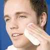 男士护肤不能马虎 不同肤质男士洗脸方法不同
