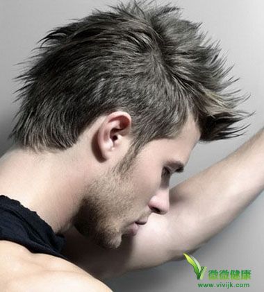 7种小习惯伤害男人头发