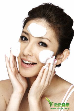 怎么样洗脸最能护肤？