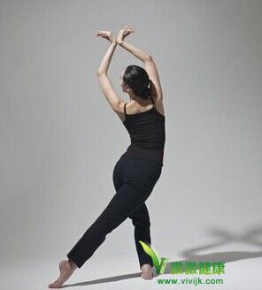 简易芭蕾舞减肥操 纤体瘦身不是梦
