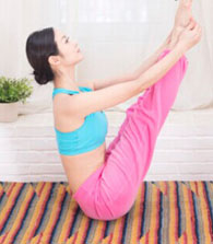 瘦身瑜伽6动作 调节身心助减肥