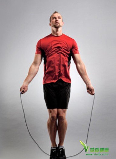 适合男士减肥的跳绳健身动作